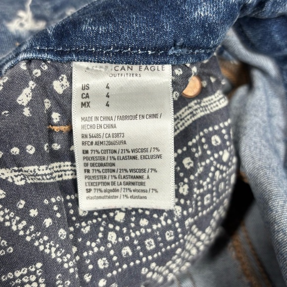American Eagle Shorts Womens 4 Curvy Hi Rise Shortie Stretch Distressed Festival - Picture 4 of 5
